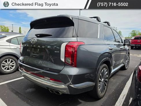 Used 2023 Hyundai Palisade Calligraphy image 6