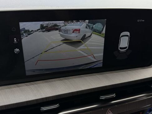 Used 2024 Kia Telluride EX w/ EX Captain's Chair Package FWD image 20