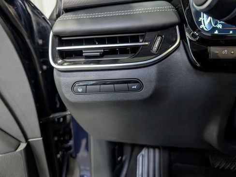 Used 2025 INFINITI QX60 Luxe AWD/4WD image 22