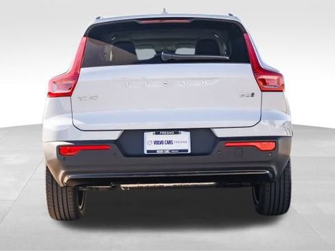Used 2026 Volvo XC40 B5 Plus w/ Protection Package Premier AWD/4WD image 6
