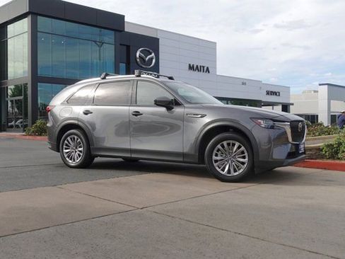 Certified 2024 MAZDA CX-90 Plug-In Hybrid w/ Preferred AWD/4WD image 4