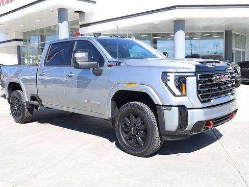 New 2026 GMC Sierra 3500 AT4 w/ AT4 Premium Plus Package AWD/4WD image 8