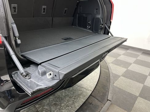 New 2026 Ford Expedition Platinum w/ Stealth Performance Package image 8