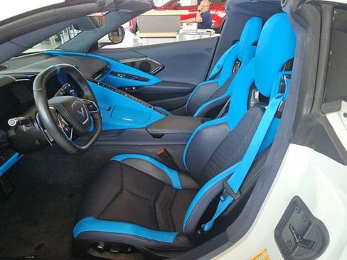 Used 2024 Chevrolet Corvette Stingray Premium Cpe w/ Z51 Performance Package image 24