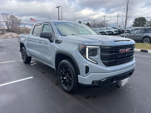 Used 2024 GMC Sierra 1500 Elevation image 3