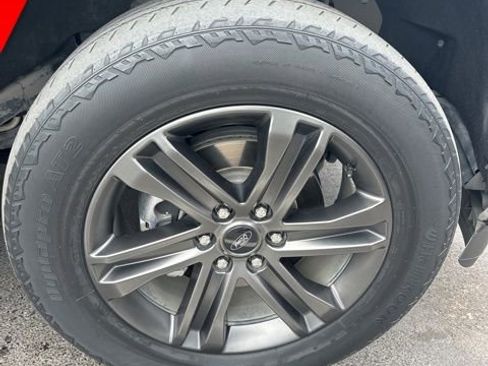 Used 2022 Ford F150 Lariat w/ Equipment Group 502A High image 4