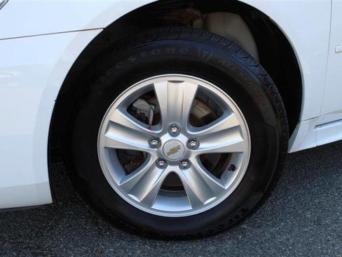 Used 2016 Chevrolet Impala Limited LS FWD image 9