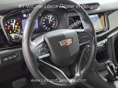 Used 2024 Cadillac XT6 Premium Luxury w/ Technology Package FWD image 32