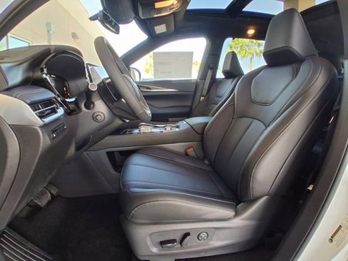 New 2026 INFINITI QX60 Sport w/ Dark Cargo Package image 18