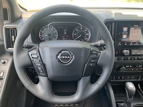 New 2026 Nissan Frontier Pro-X w/ Pro-X Convenience Package RWD image 9