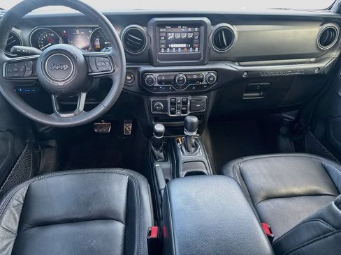 Certified 2023 Jeep Wrangler Unlimited w/ Convenience Group AWD/4WD image 23