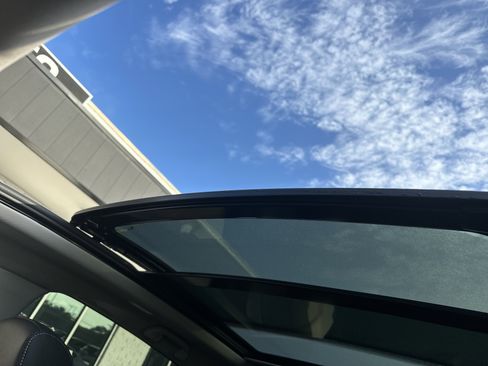 Used 2022 Acura RDX AWD w/ Technology Package image 11