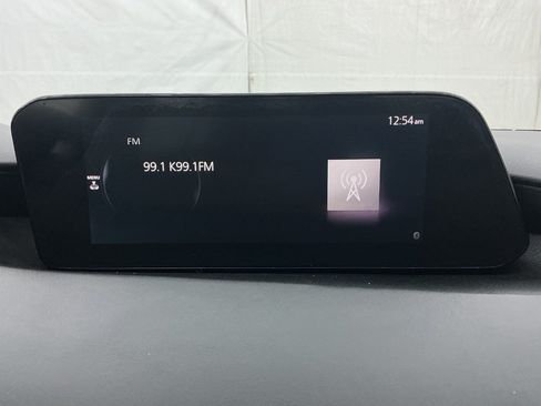 Used 2019 MAZDA MAZDA3 Sedan FWD image 34