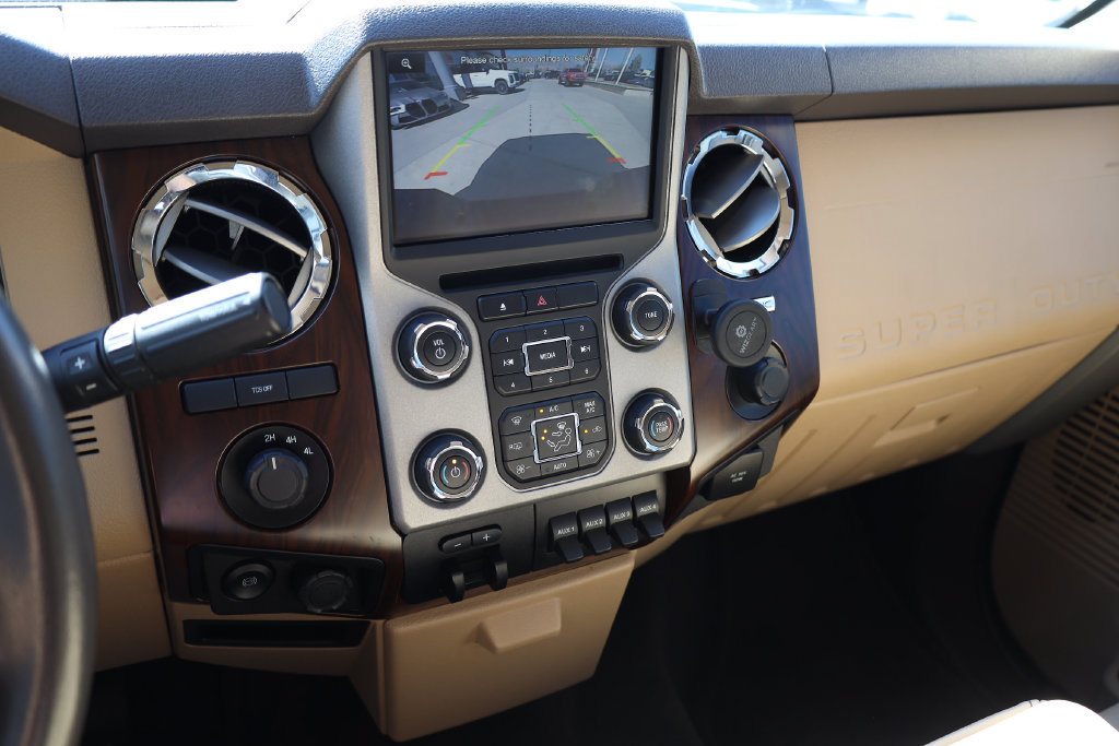 Used 2016 Ford F450 Lariat w/ Lariat Ultimate Package AWD/4WD image 15