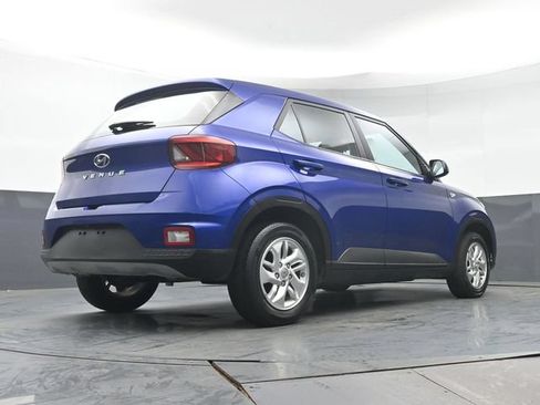 Used 2022 Hyundai Venue SE FWD image 27