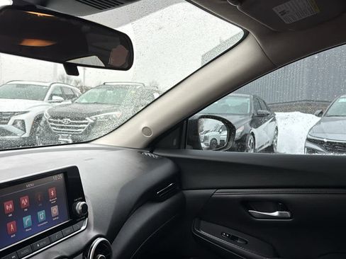 Used 2020 Nissan Sentra S image 21