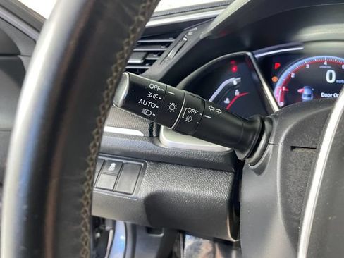 Used 2021 Honda Civic Sport image 12