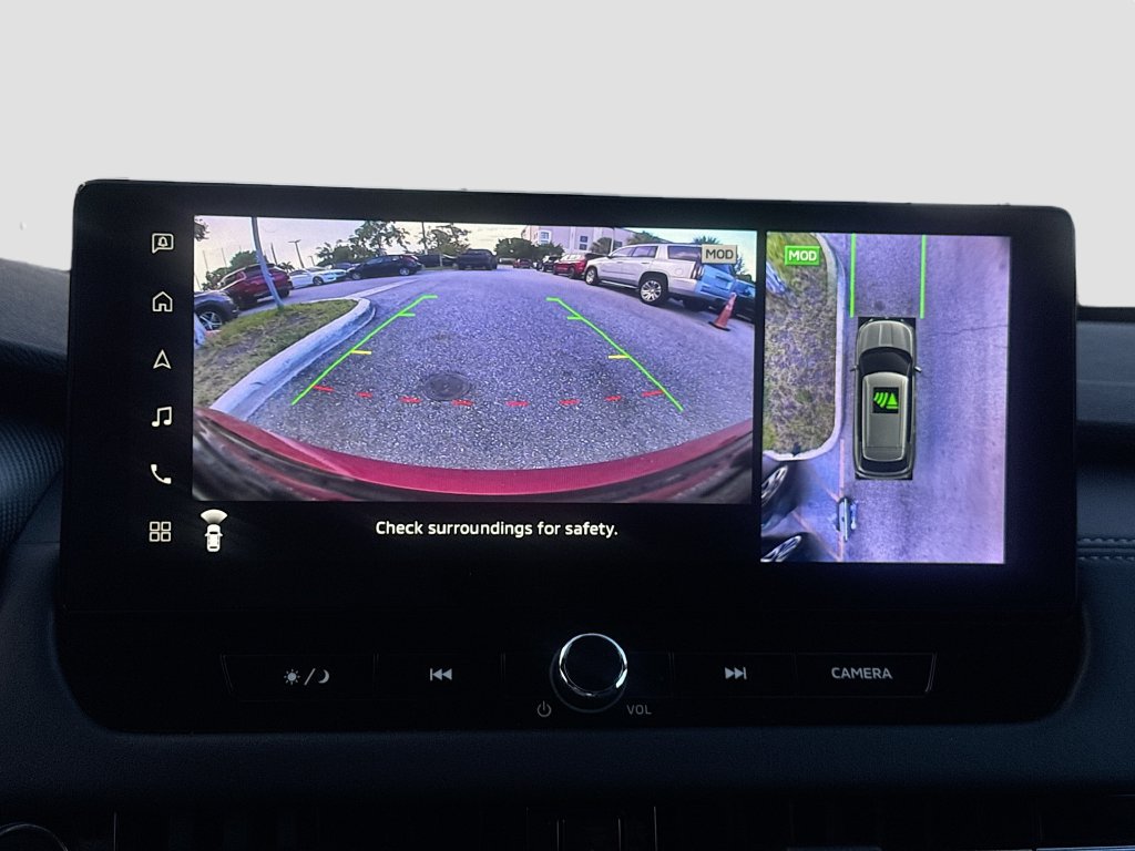 Used 2025 Mitsubishi Outlander SE FWD image 14