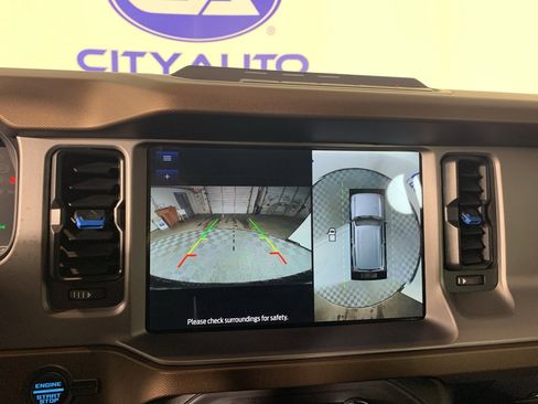 Used 2023 Ford Bronco Outer Banks w/ Sasquatch Package image 27