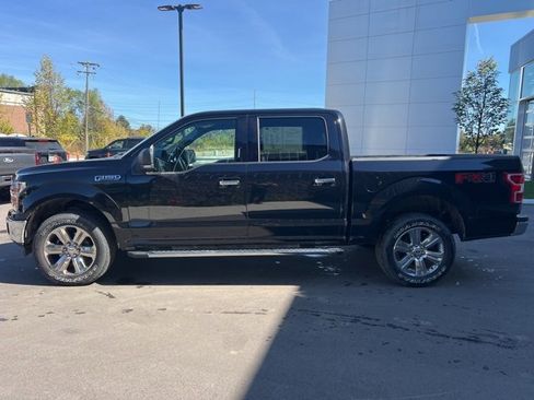 Used 2019 Ford F150 XLT w/ Equipment Group 302A Luxury image 8