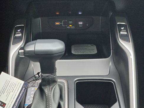 New 2026 Kia Sorento S AWD/4WD image 13