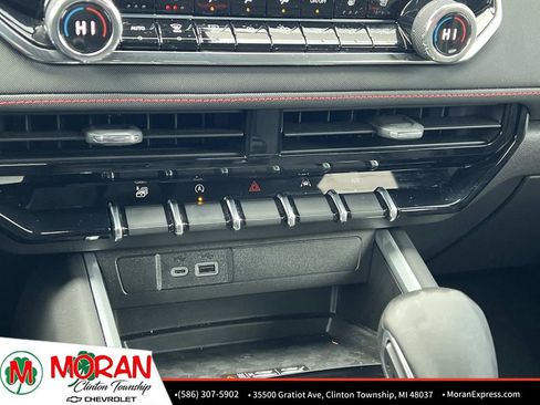 Certified 2025 Chevrolet Colorado Z71 w/ Technology Package image 23