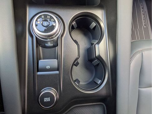 Used 2026 Ford Explorer Active w/ Active Comfort Package RWD image 19