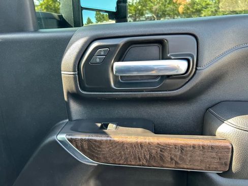 Certified 2020 GMC Sierra 2500 Denali w/ Denali Ultimate Package image 28