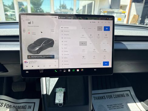 Used 2024 Tesla Model 3 Standard Range RWD image 18
