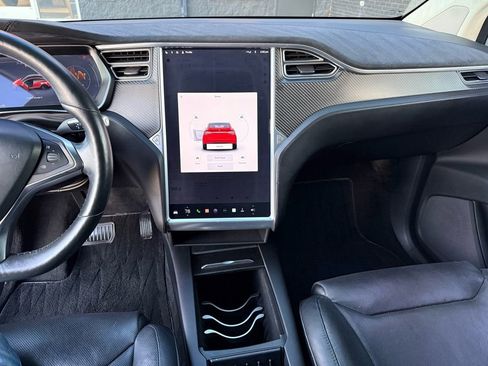 Used 2016 Tesla Model X 75D image 30