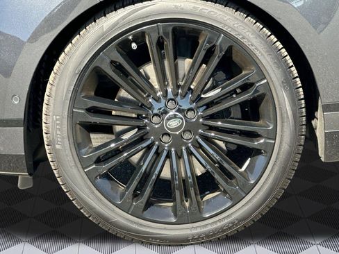 New 2026 Land Rover Range Rover Velar Dynamic SE AWD/4WD image 9
