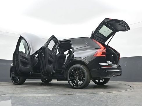 New 2026 Volvo XC60 B5 Ultra w/ Climate Package AWD/4WD image 55