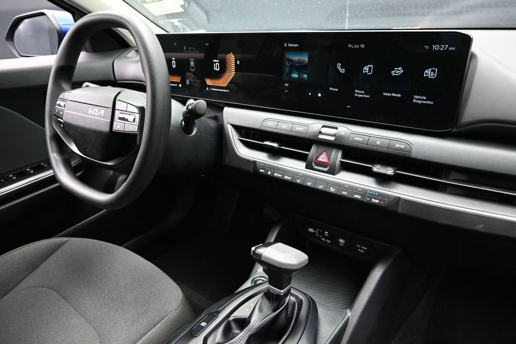 Used 2025 Kia K4 FWD image 14