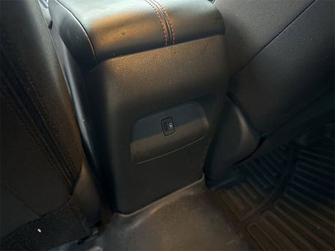 Used 2024 Nissan Sentra SR w/ Trunk Package image 24