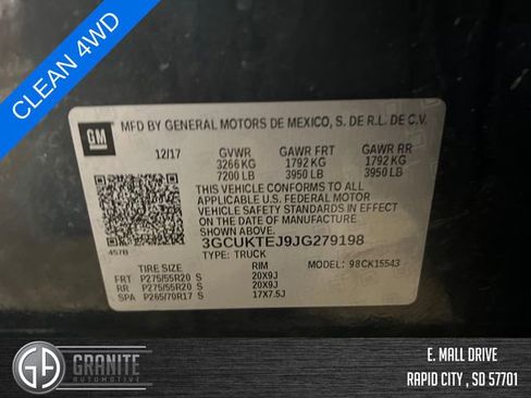 Used 2018 Chevrolet Silverado 1500 High Country image 31