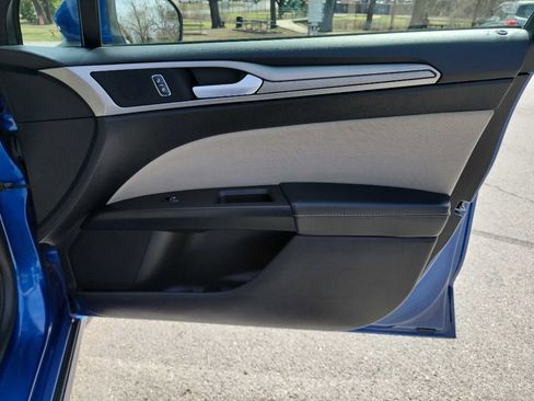 Used 2018 Ford Fusion S image 32