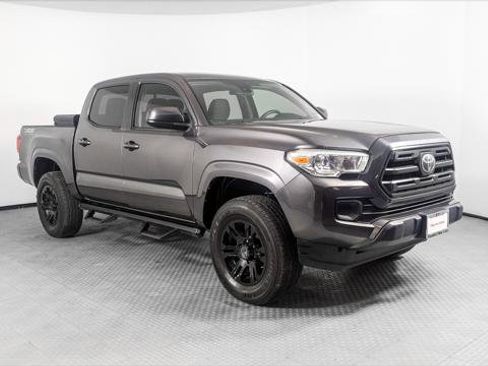 Used 2019 Toyota Tacoma SR w/ SR Convenience Package image 11