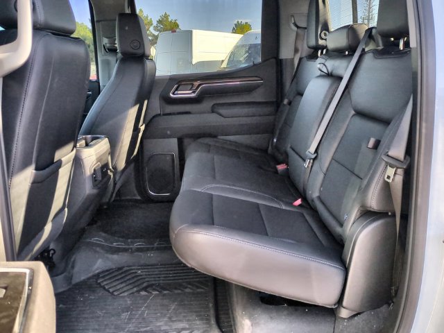 Used 2026 Chevrolet Silverado 1500 LT Trail Boss w/ LT Trail Boss Premium Package AWD/4WD image 29