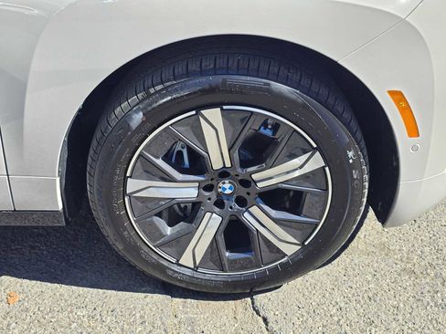New 2026 BMW iX xDrive45 w/ Executive Package image 9