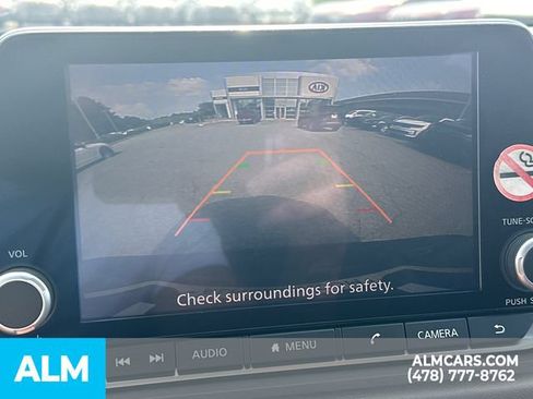 Used 2024 Nissan Rogue S FWD image 32