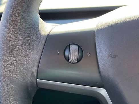 Used 2023 Tesla Model 3 Standard Range RWD image 15
