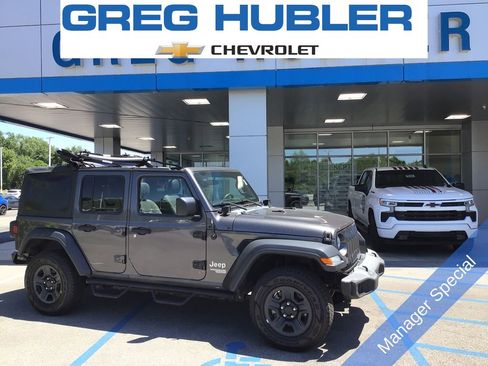 Used 2019 Jeep Wrangler Unlimited Sport AWD/4WD image 1