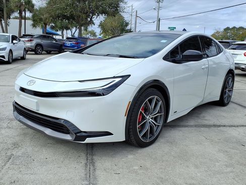 Used 2024 Toyota Prius Limited w/ Limited Premium Package image 3