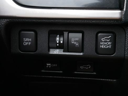 Used 2018 Subaru Forester 2.5i Limited image 26