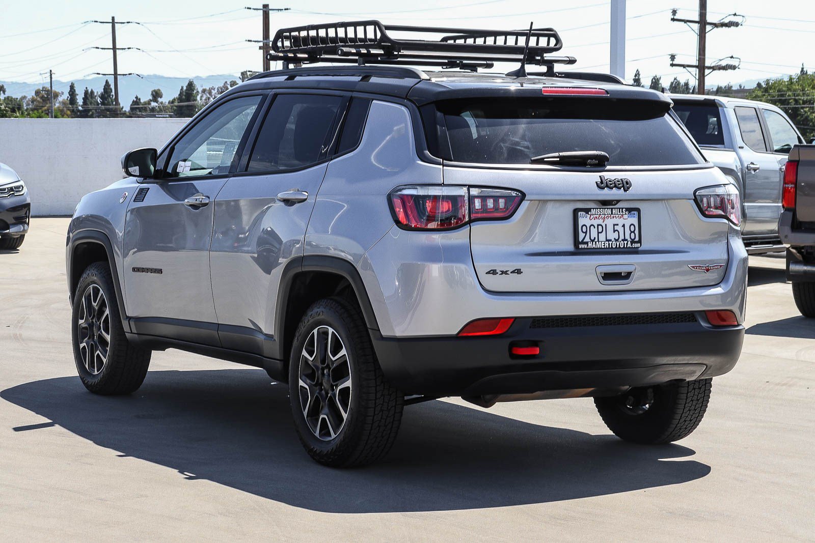 Used 2019 Jeep Compass Trailhawk AWD/4WD image 5