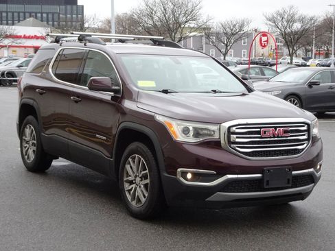 Used 2017 GMC Acadia SLE AWD/4WD image 3