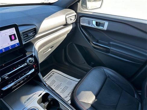 Used 2022 Ford Explorer ST-Line image 29