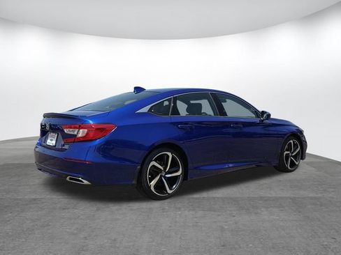 Used 2019 Honda Accord Sport image 4