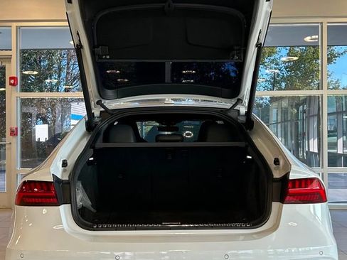 Used 2021 Audi RS 7 Sportback w/ Black Optic Package image 39