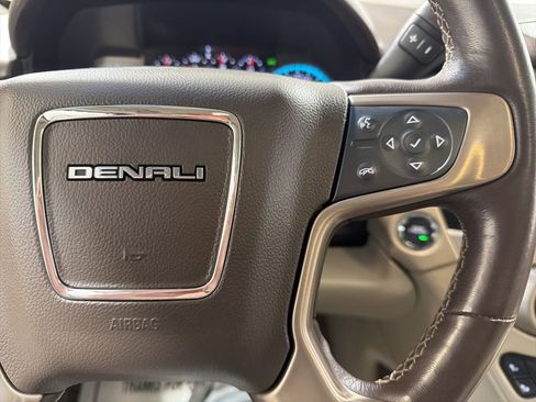 Used 2019 GMC Yukon Denali image 27